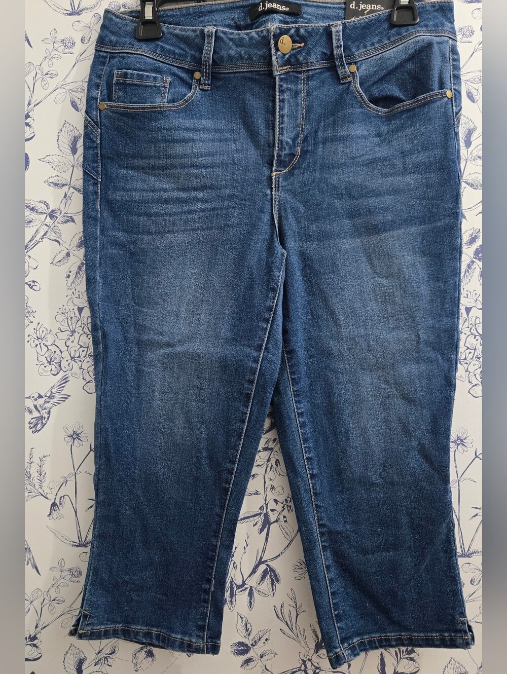 d. jeans Dark Blue Knee Capris
